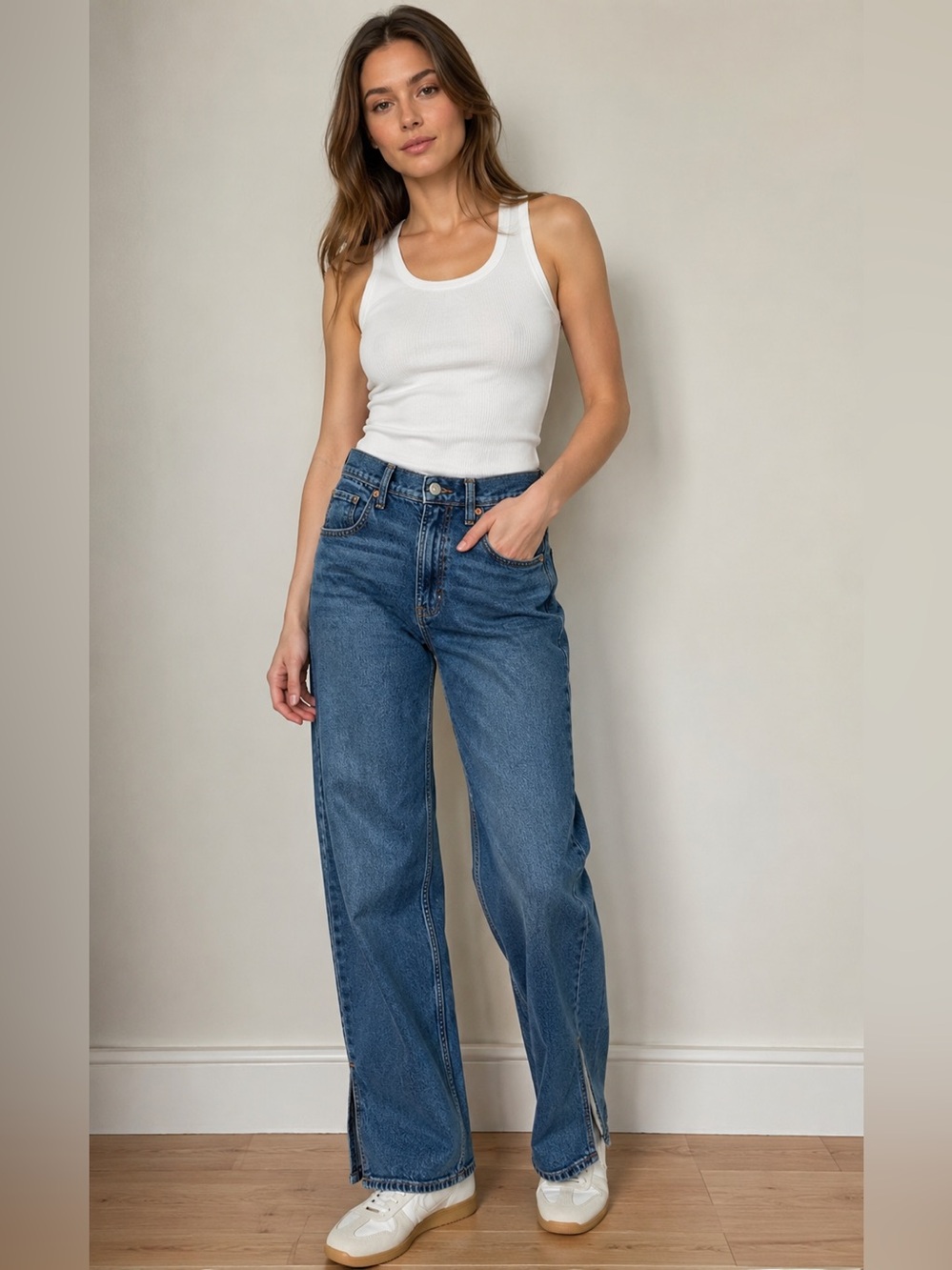 GAP High Rise Relax Fit Wide Leg Jeans in Medium Blue Wash